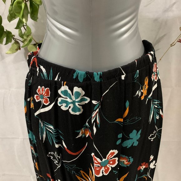 🌀 Forever 21 Contemporary Long Skirt - Picture 3 of 7